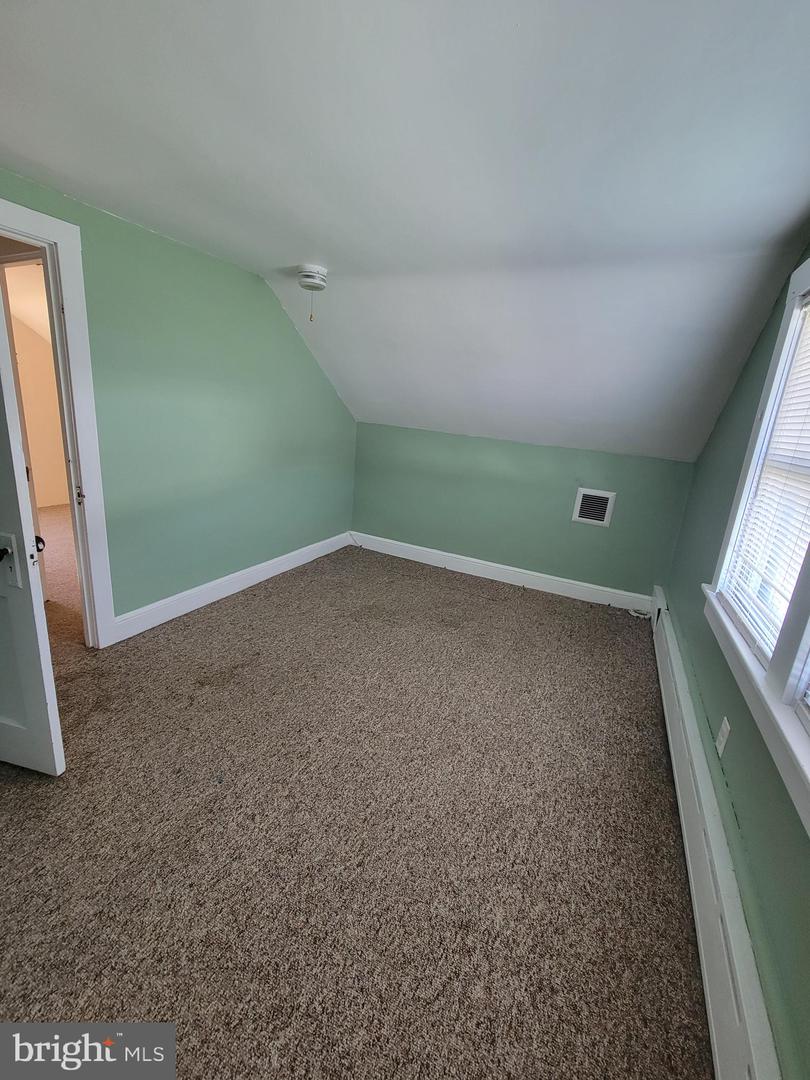 237 S Franklin St Property Photo 15