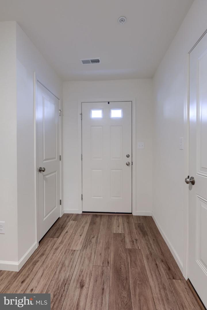 111 Kuechler Ct #lot 21 Property Photo 2