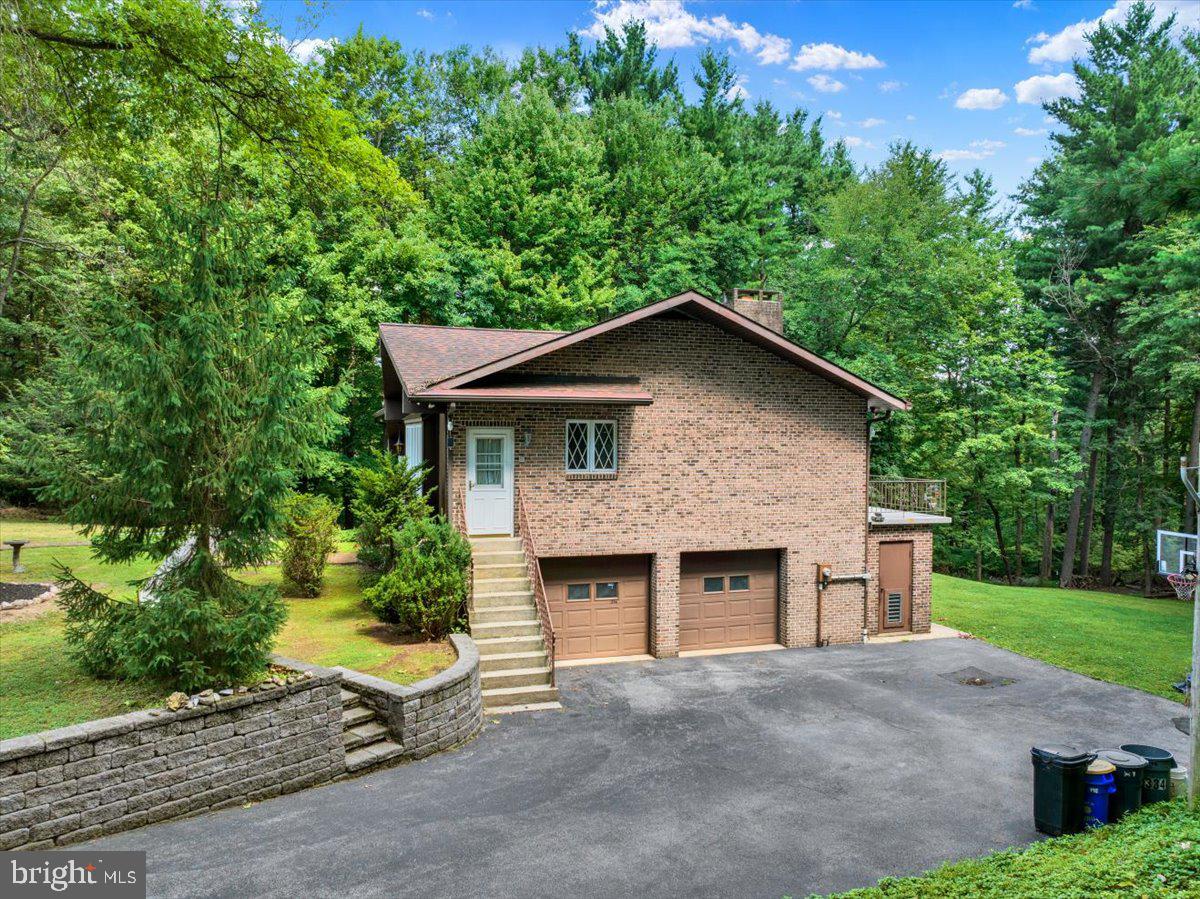 334 Candy Rd Property Photo 6