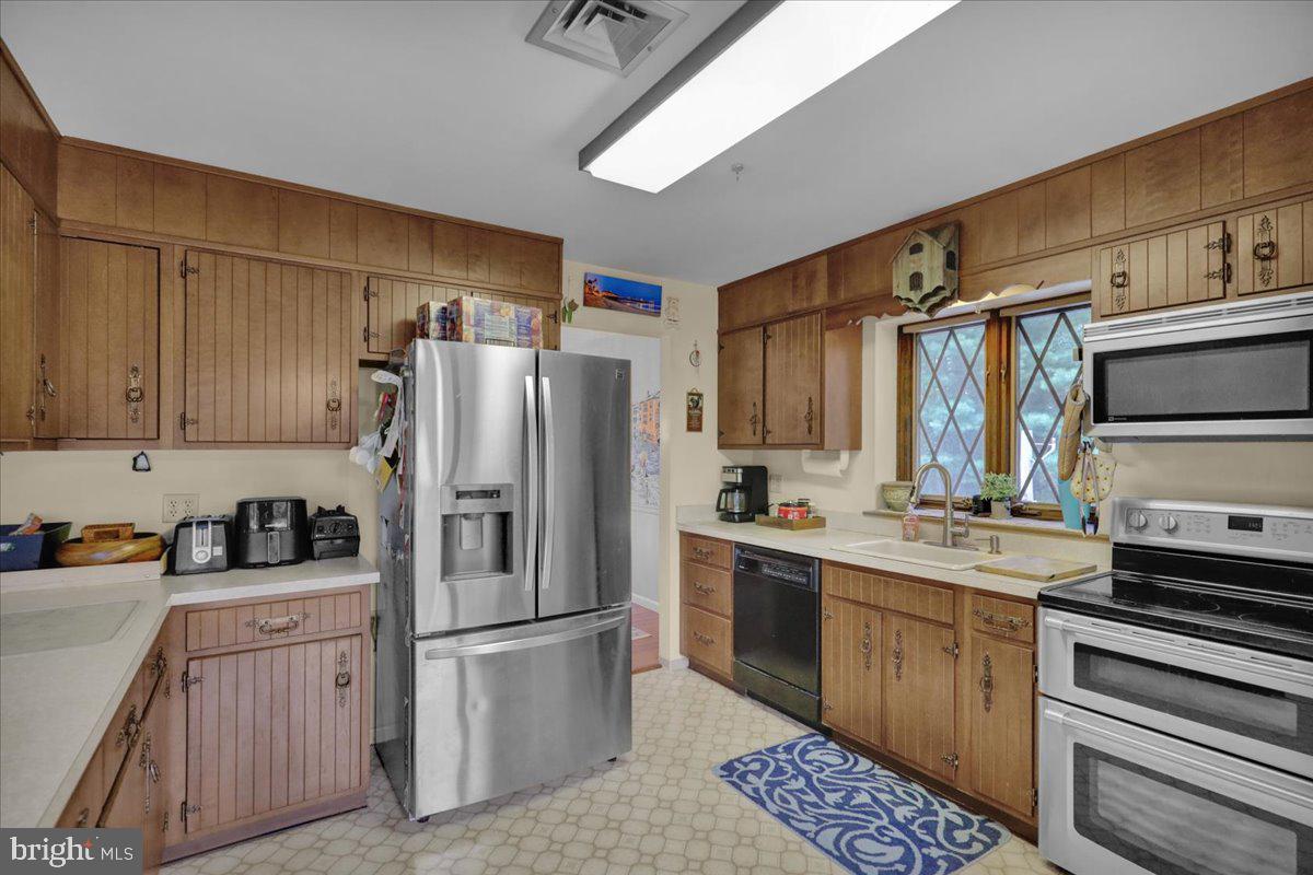 334 Candy Rd Property Photo 22