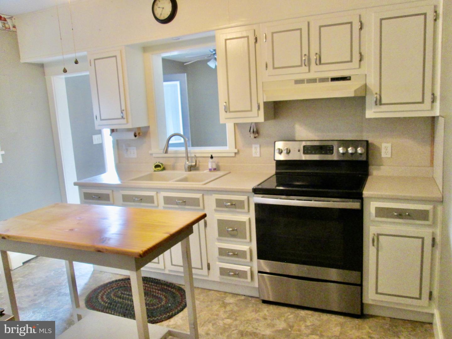 2248 Reading Ave Property Photo 2