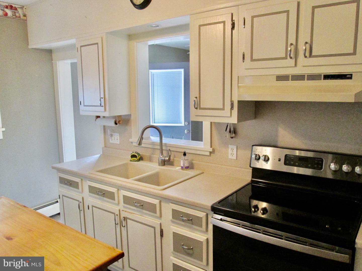 2248 Reading Ave Property Photo 5