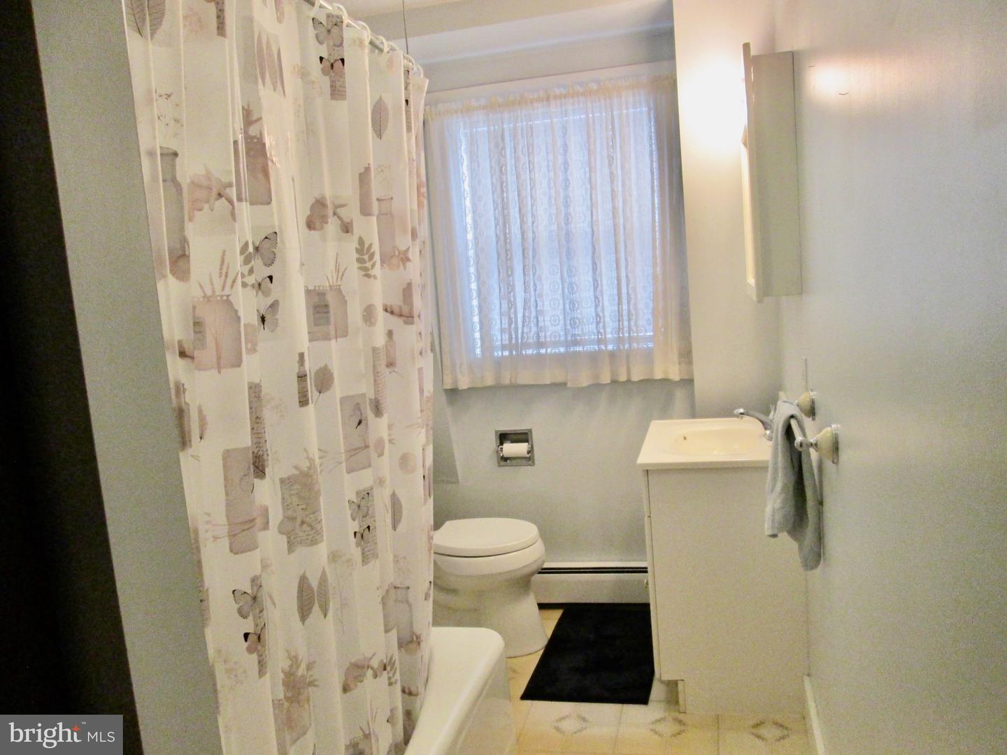 2248 Reading Ave Property Photo 24