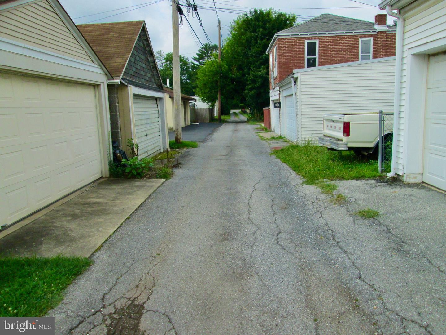 2248 Reading Ave Property Photo 40