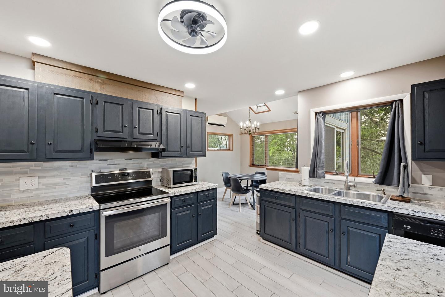 111 Kohler Rd Property Photo 8
