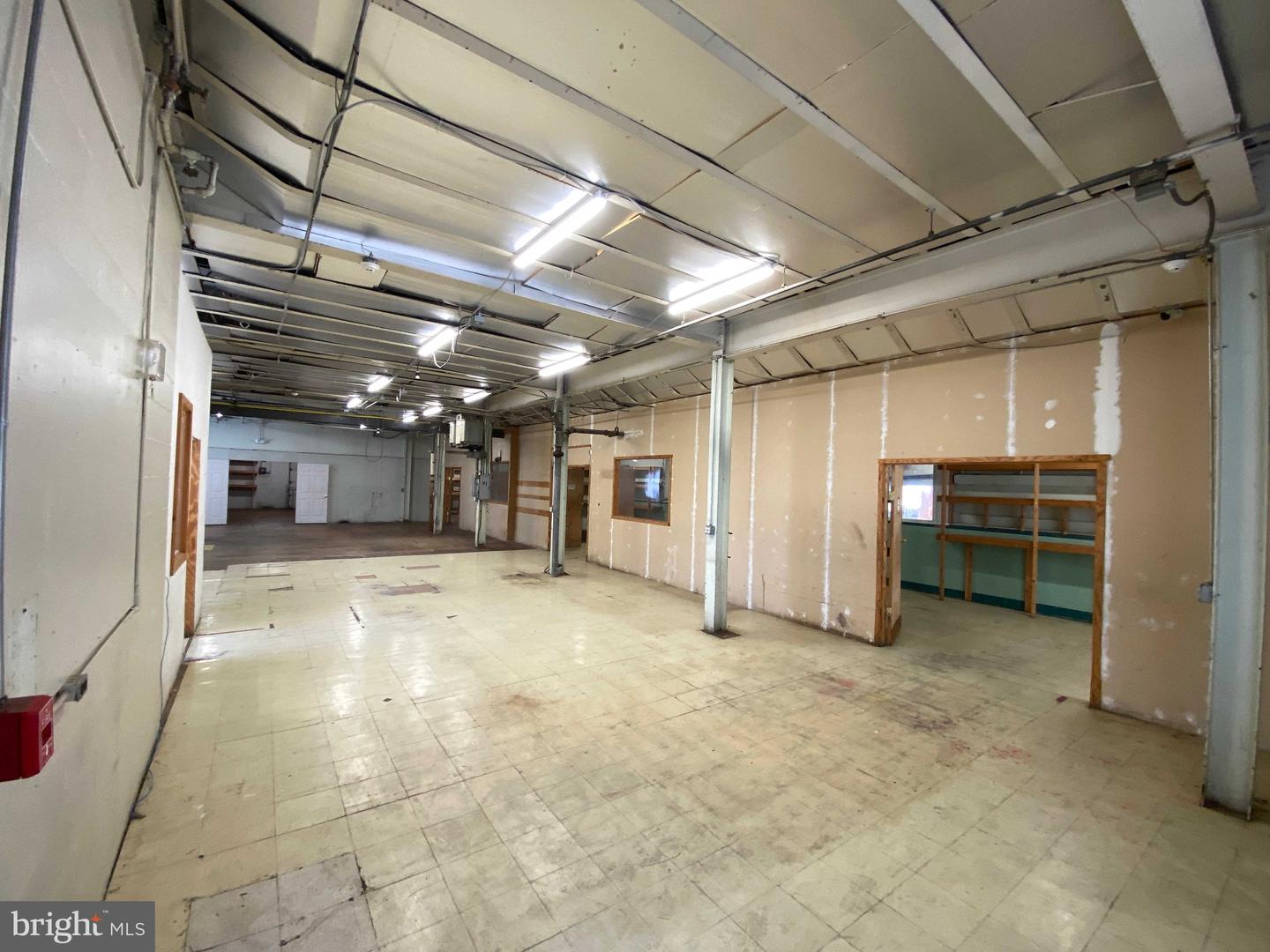 105 Washington St Property Photo 15