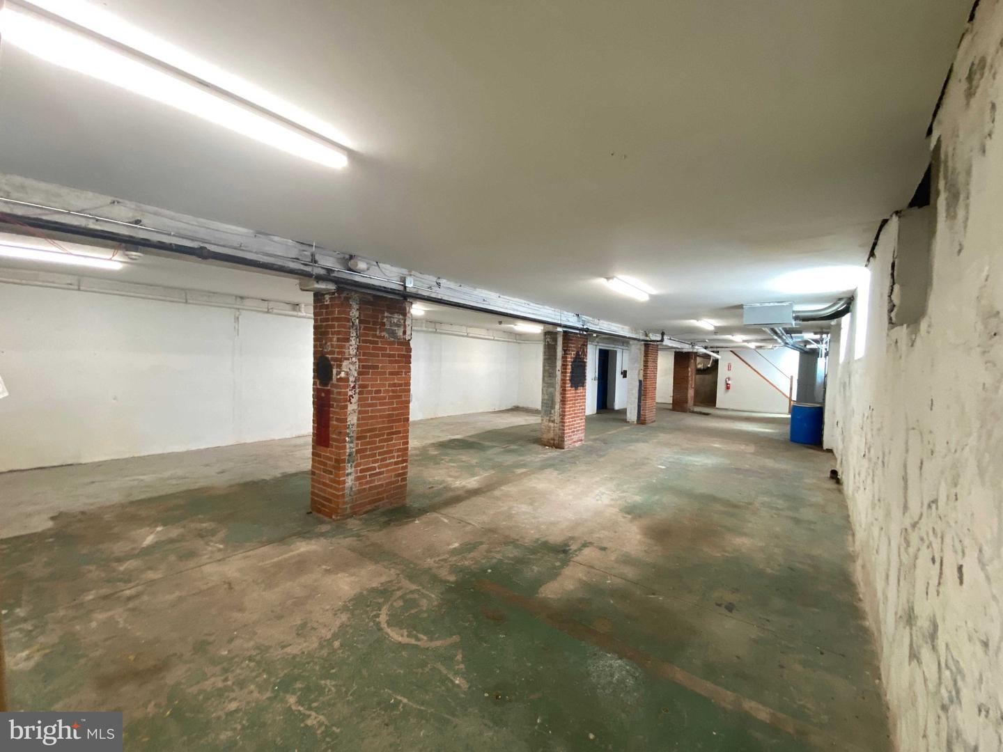 105 Washington St Property Photo 19