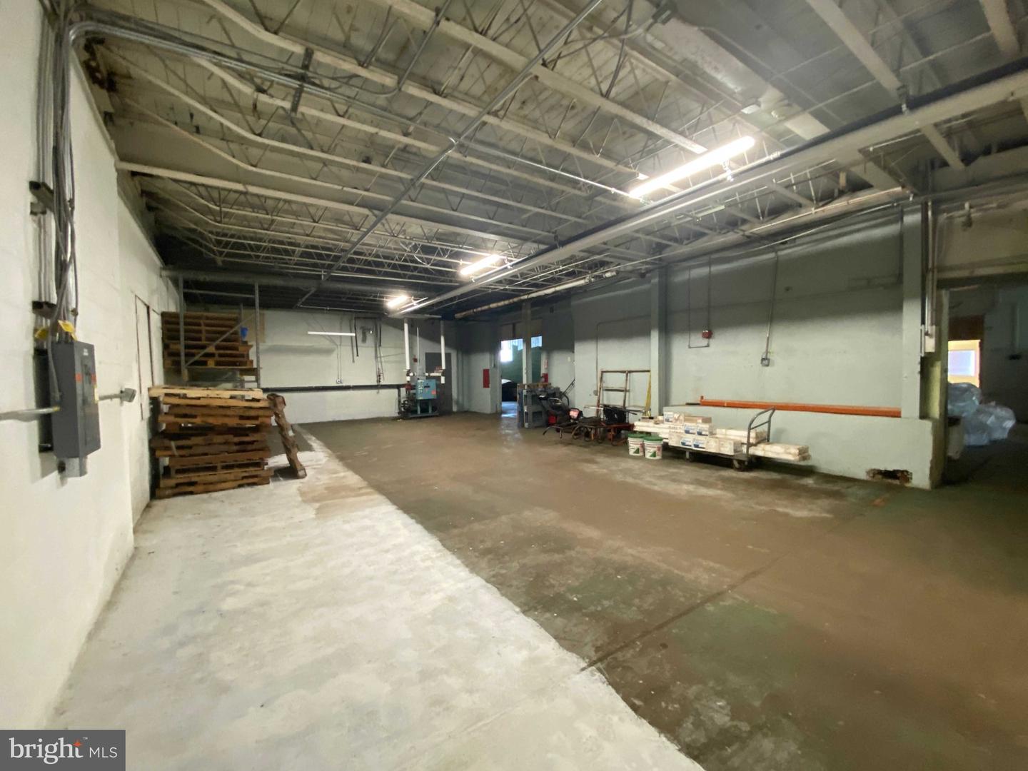 105 Washington St Property Photo 20