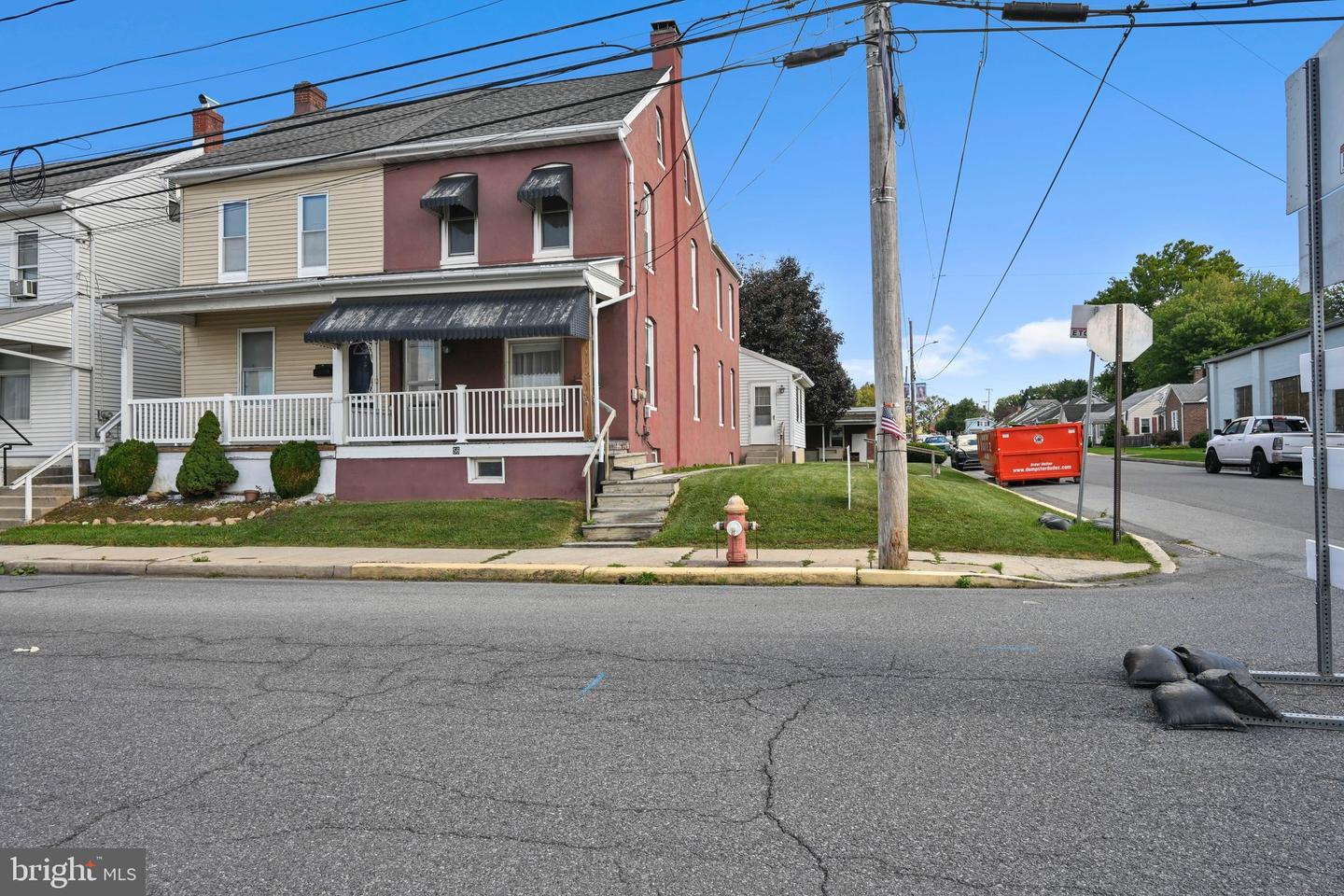 56 S Maple St Property Photo 6