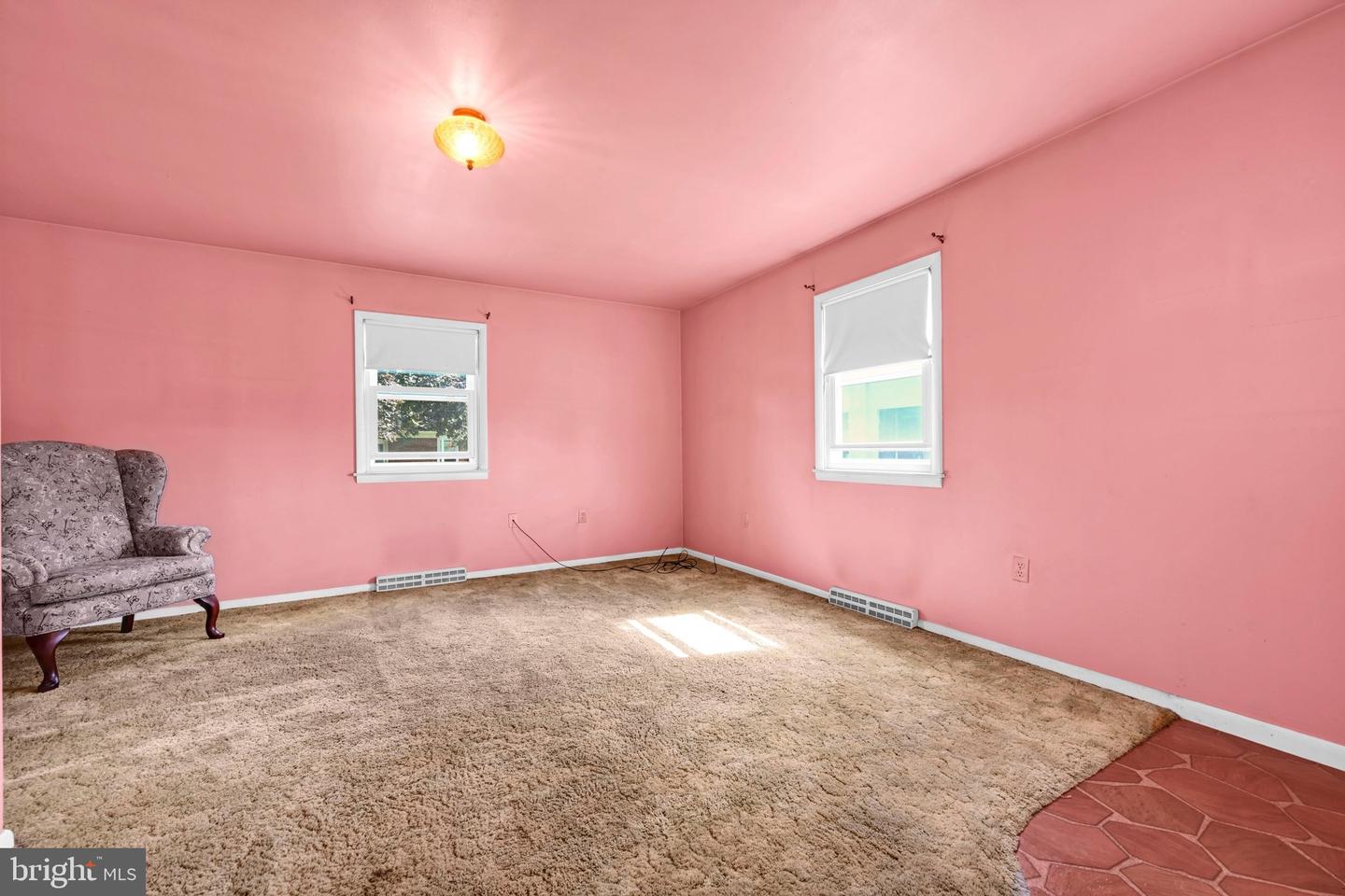 56 S Maple St Property Photo 7