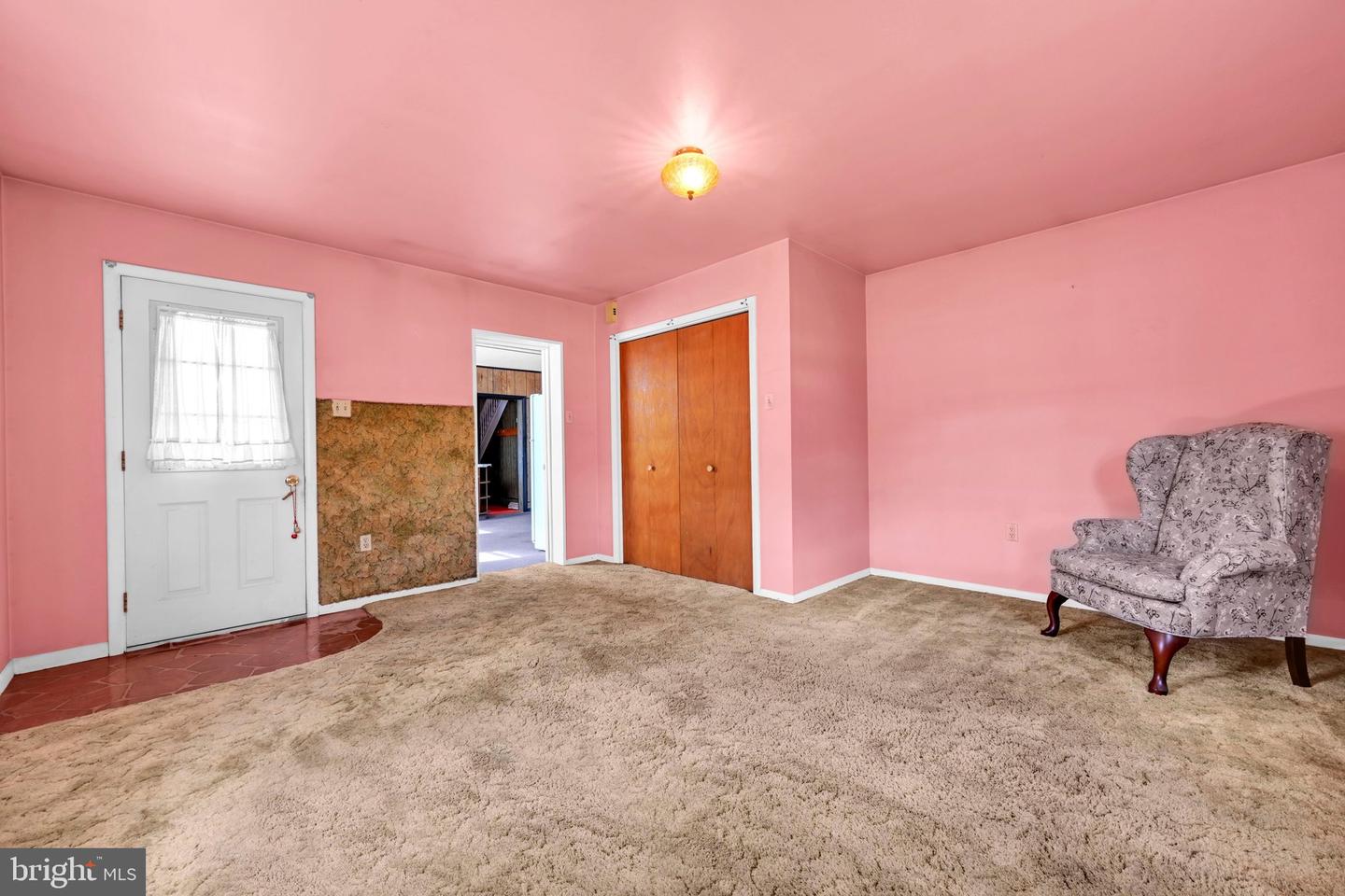 56 S Maple St Property Photo 8