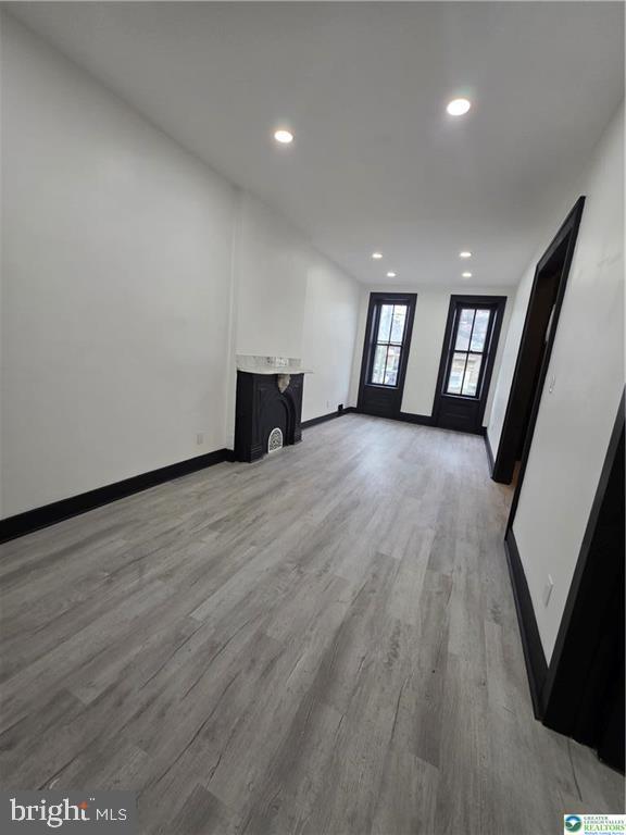 300 Pine St Property Photo 6