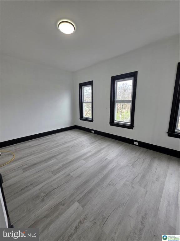 300 Pine St Property Photo 20