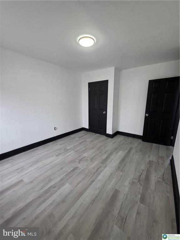 300 Pine St Property Photo 22