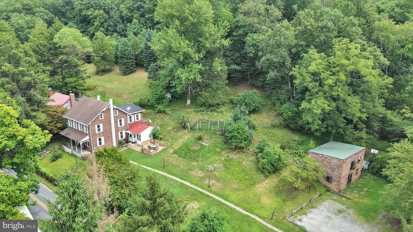 868 Wyomissing Rd Property Photo 4