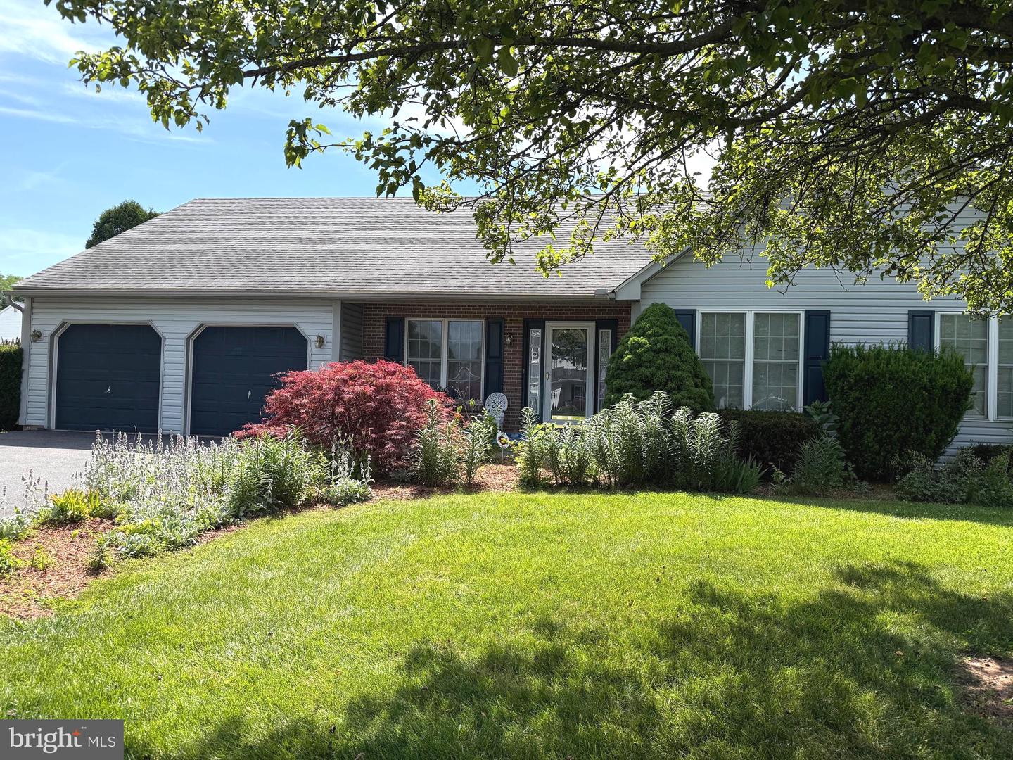 4400 Prestwick Dr Property Photo 2