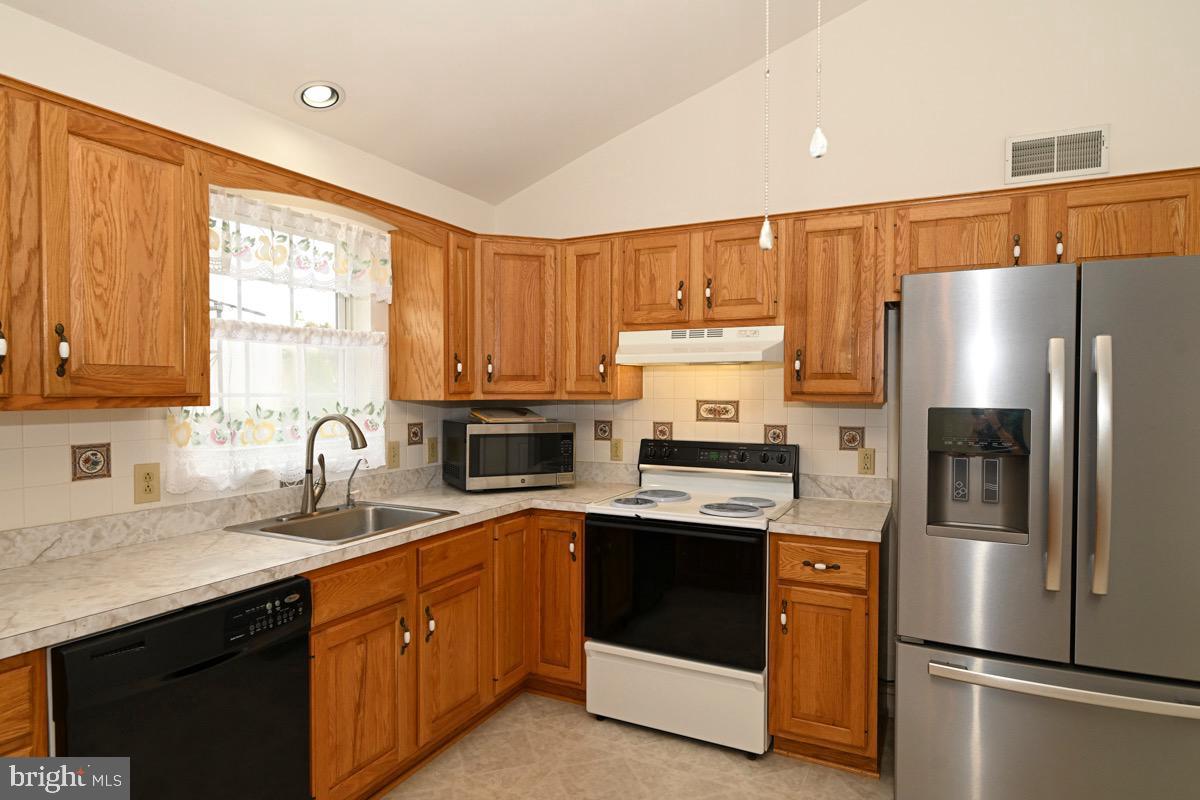 4400 Prestwick Dr Property Photo 15