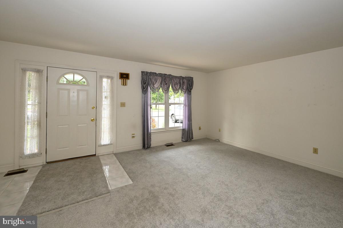 4400 Prestwick Dr Property Photo 17