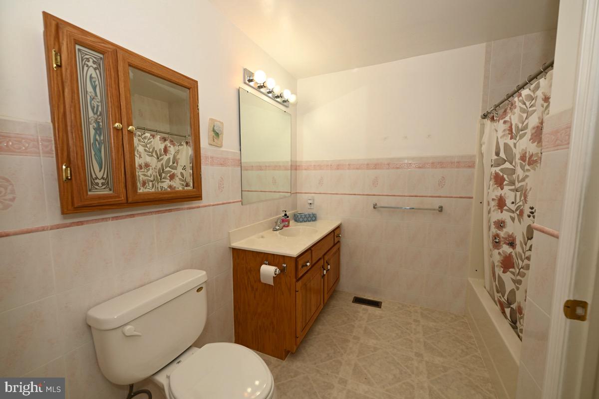 4400 Prestwick Dr Property Photo 23