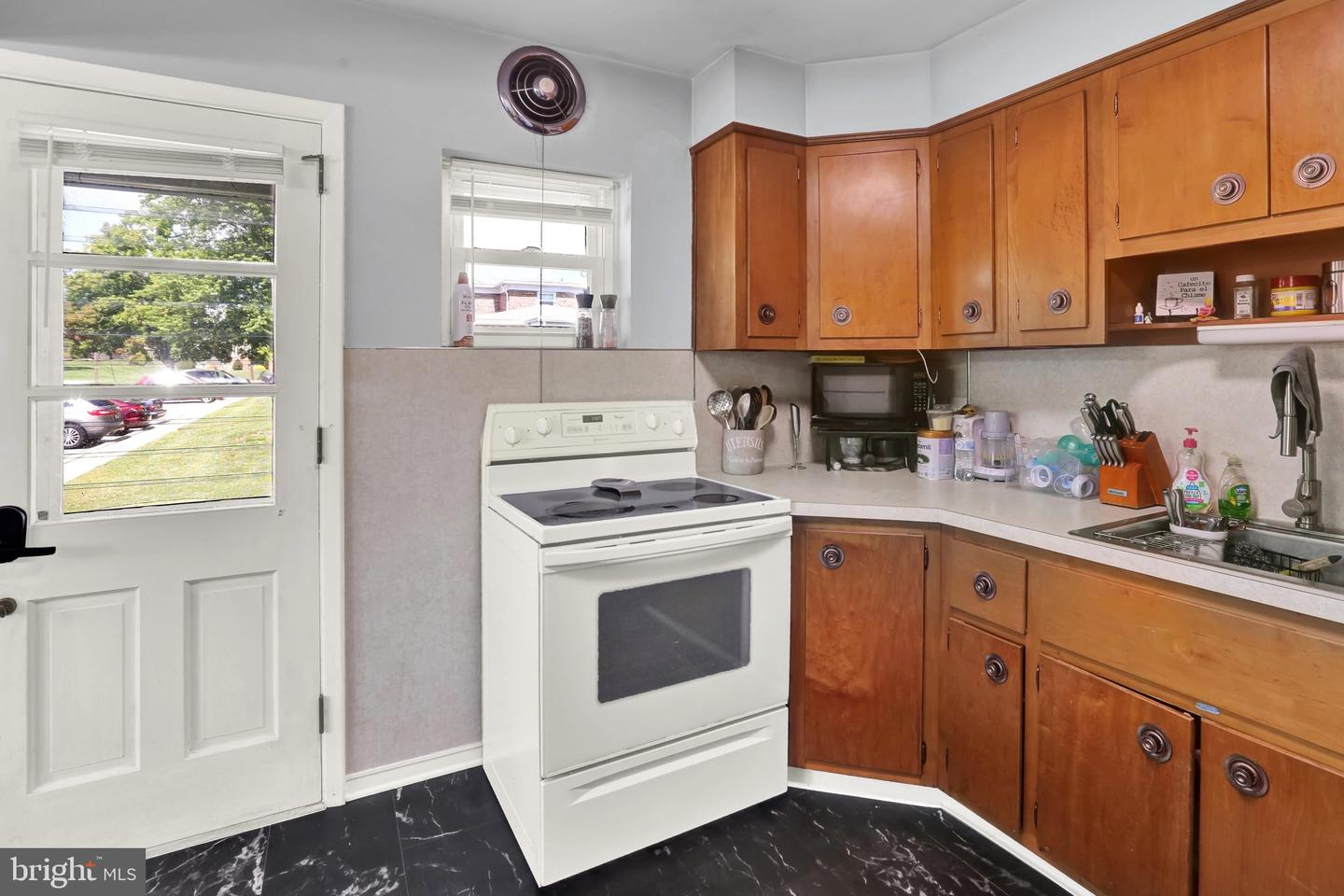 415 Mifflin Blvd Property Photo 17