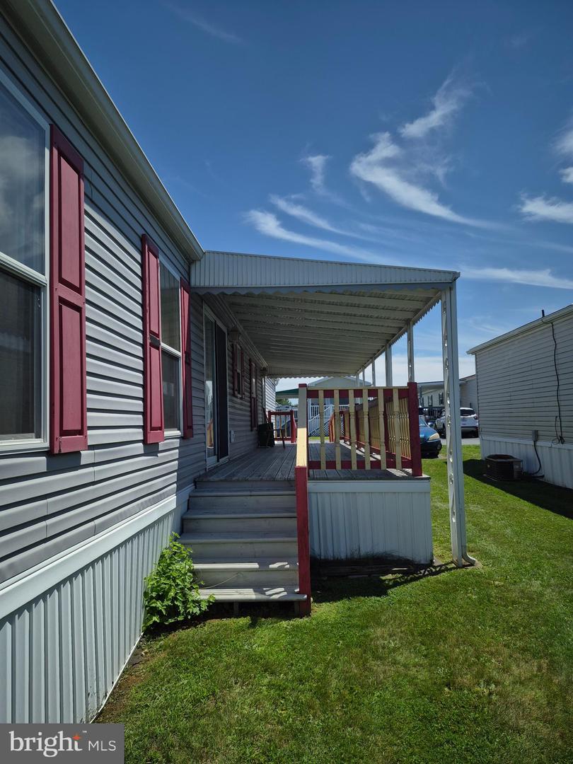 1067 Sage Ave Property Photo 3