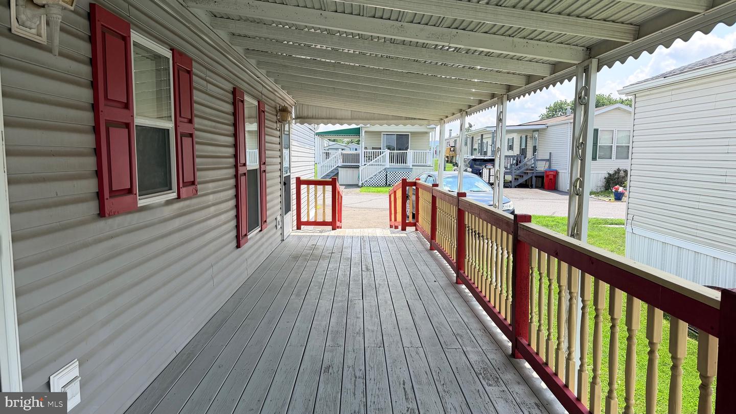 1067 Sage Ave Property Photo 5