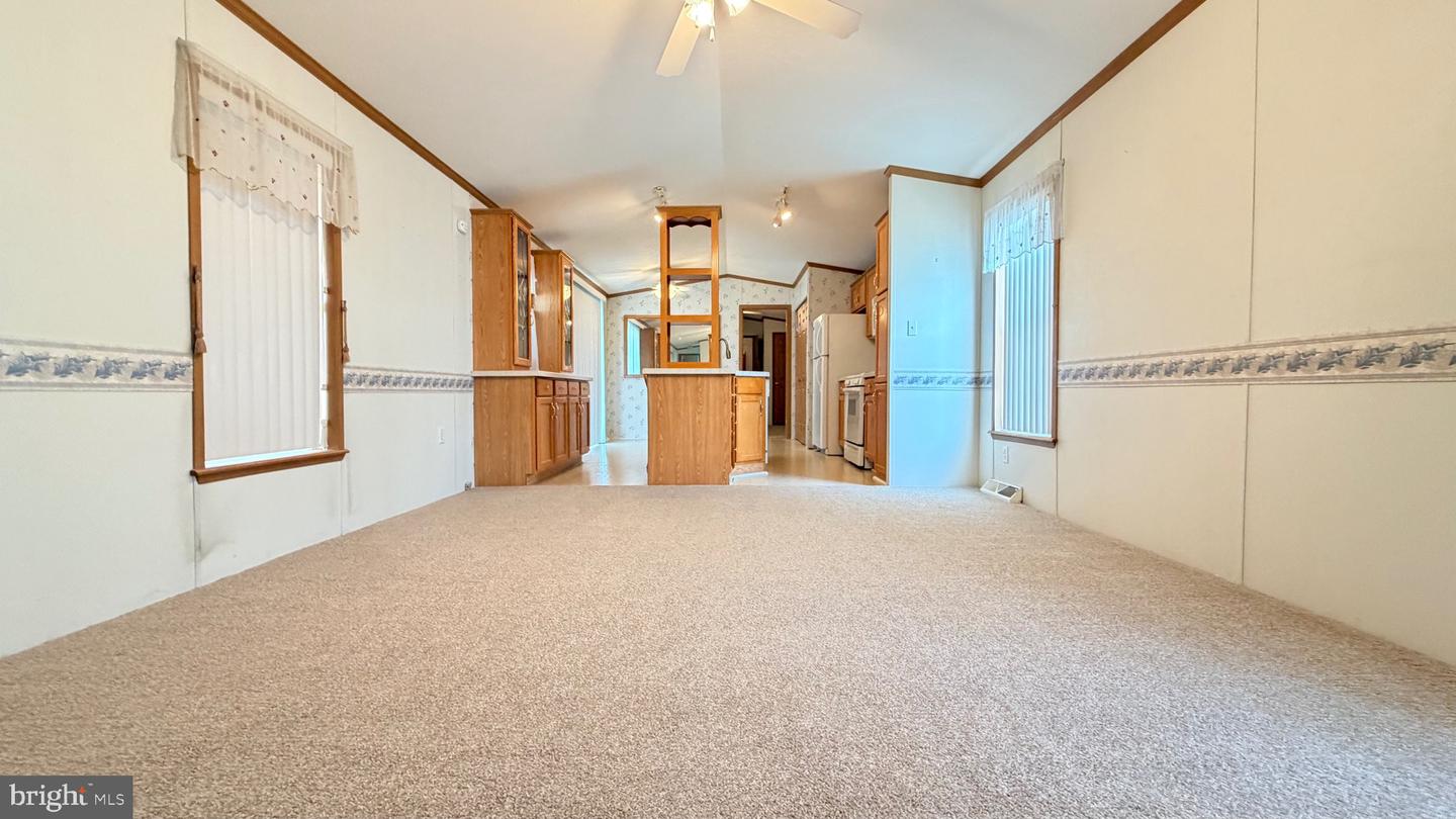 1067 Sage Ave Property Photo 8