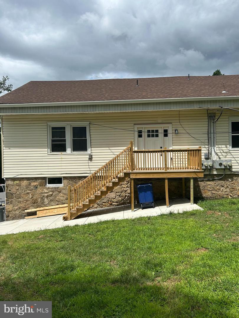 71 Dreamland Park Dr #penthouse Property Photo 2