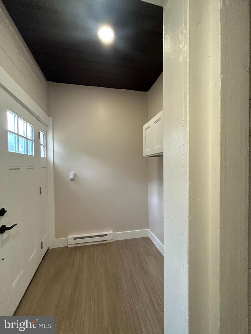 71 Dreamland Park Dr #penthouse Property Photo 12