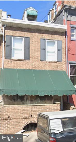 1043 Walnut St Property Photo 1