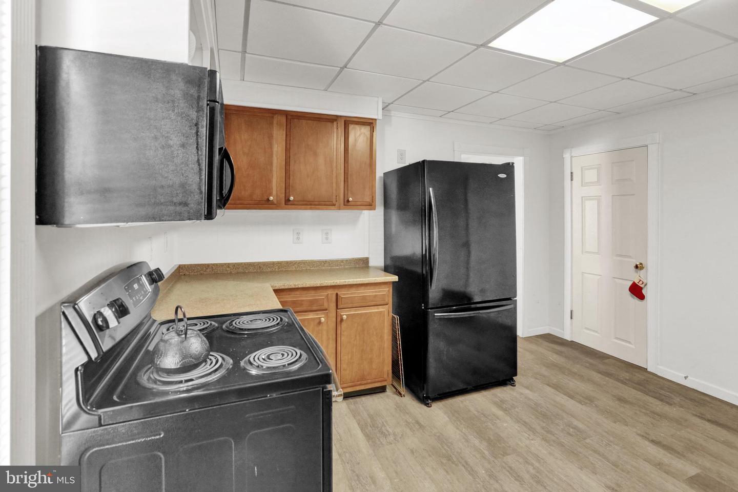 5 Monroe St Property Photo 6