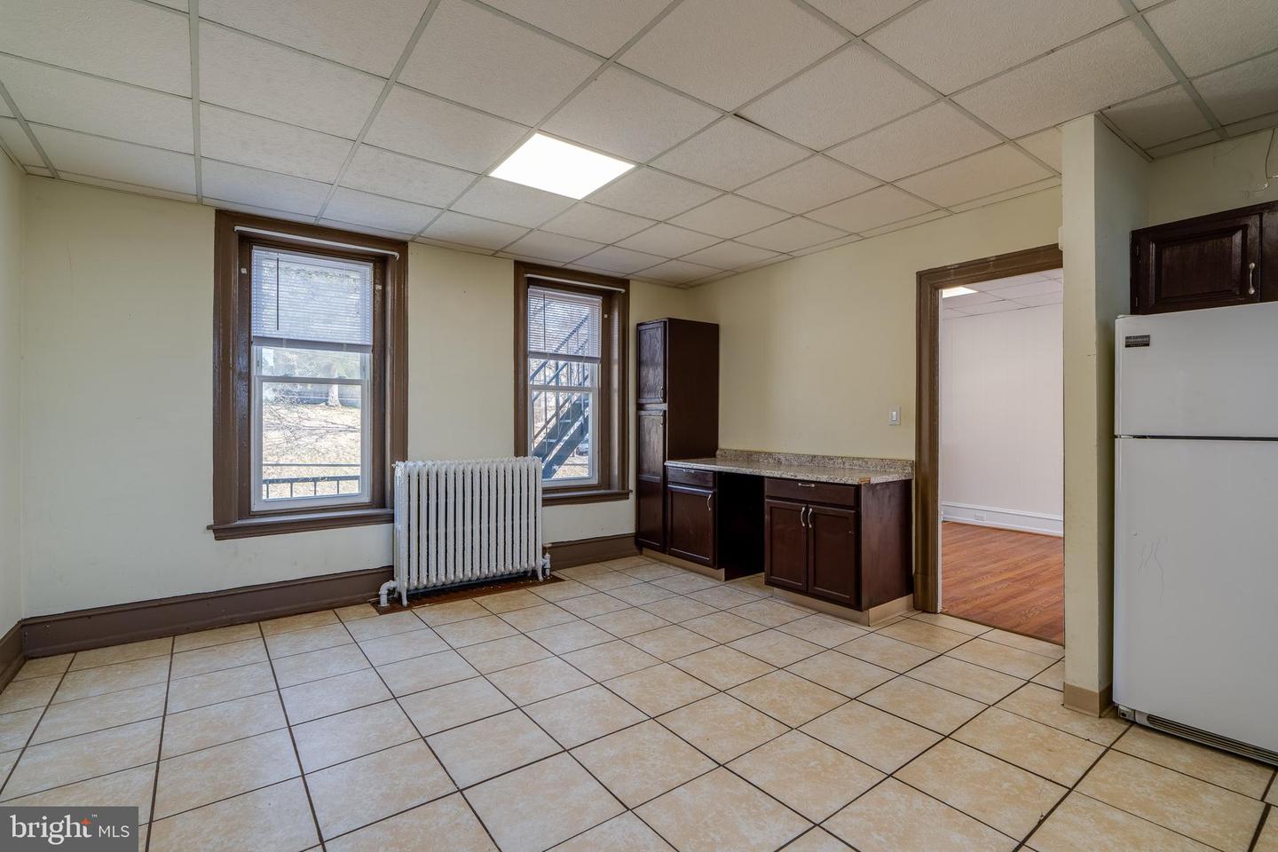 1257 Eckert Ave Property Photo 2