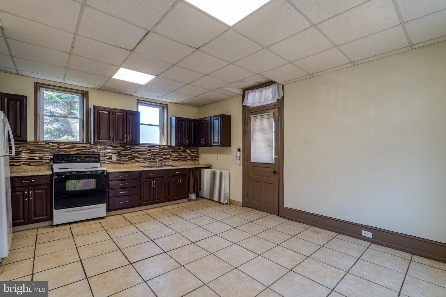 1257 Eckert Ave Property Photo 14