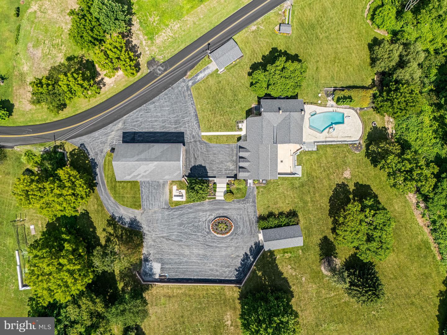112 Terrace Rd Property Photo 4