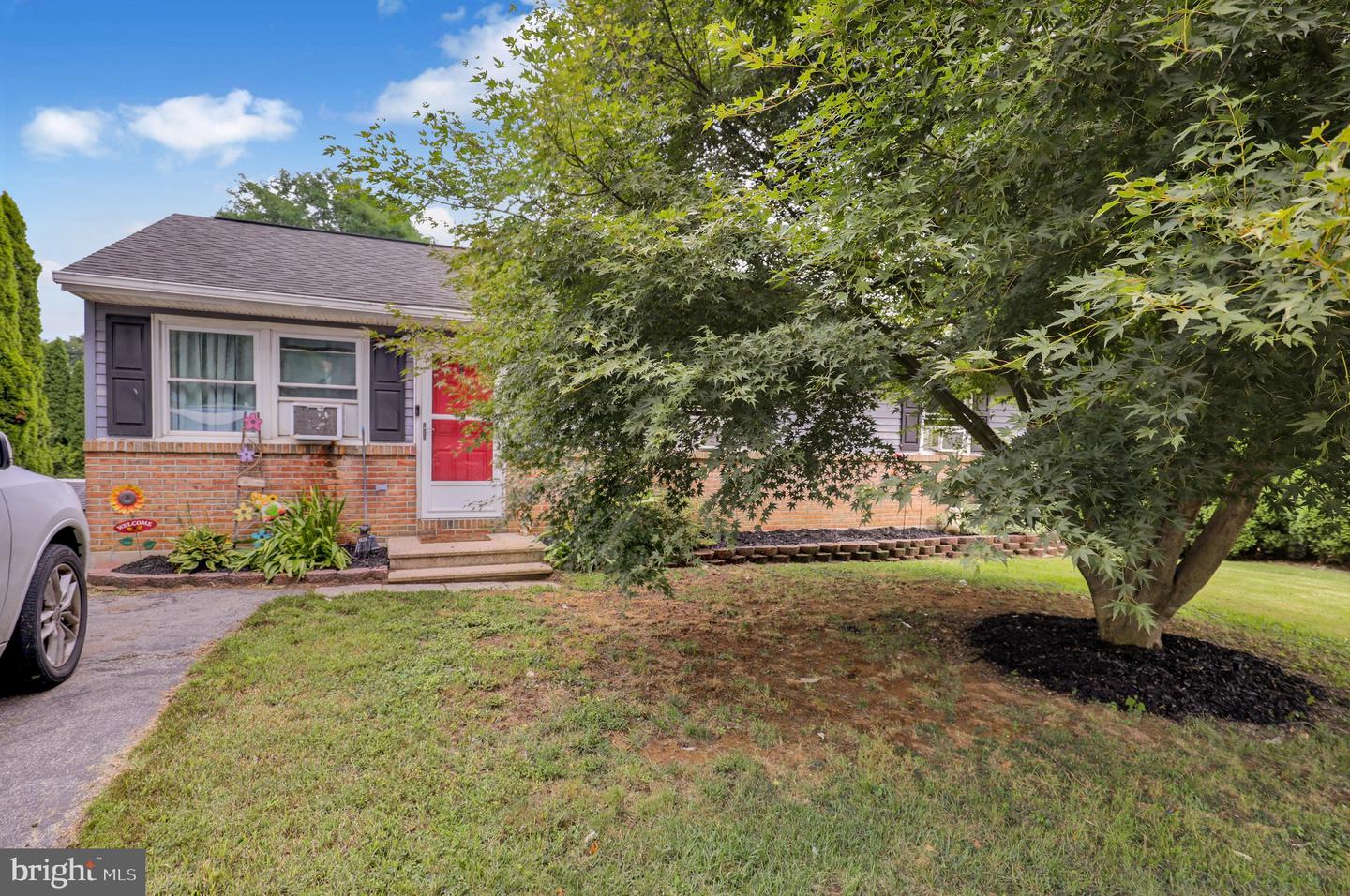 217 Smokering Dr Property Photo 2