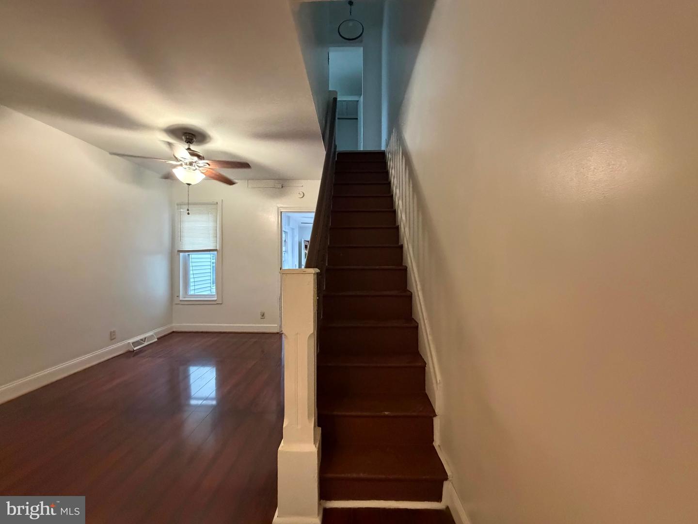421 W Windsor St Property Photo 18