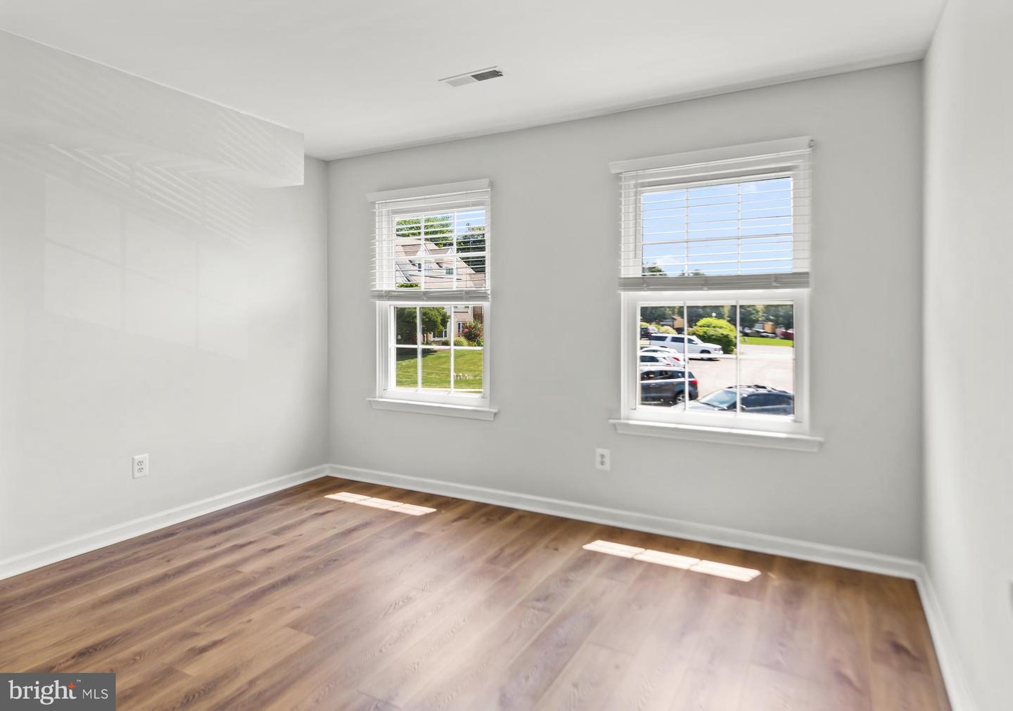 603 Lexington Way Property Photo 16