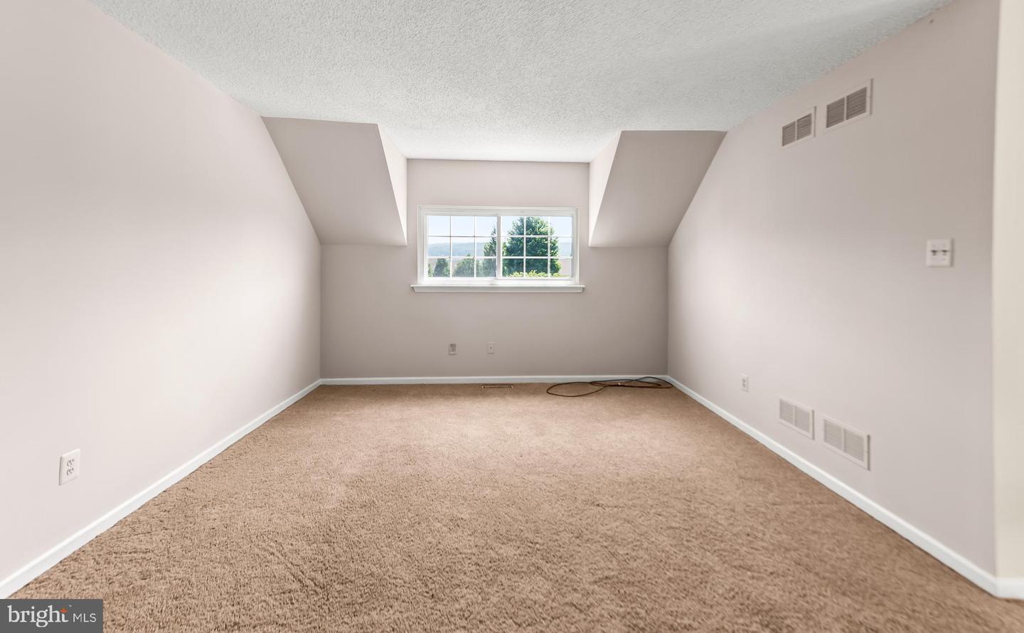 603 Lexington Way Property Photo 22