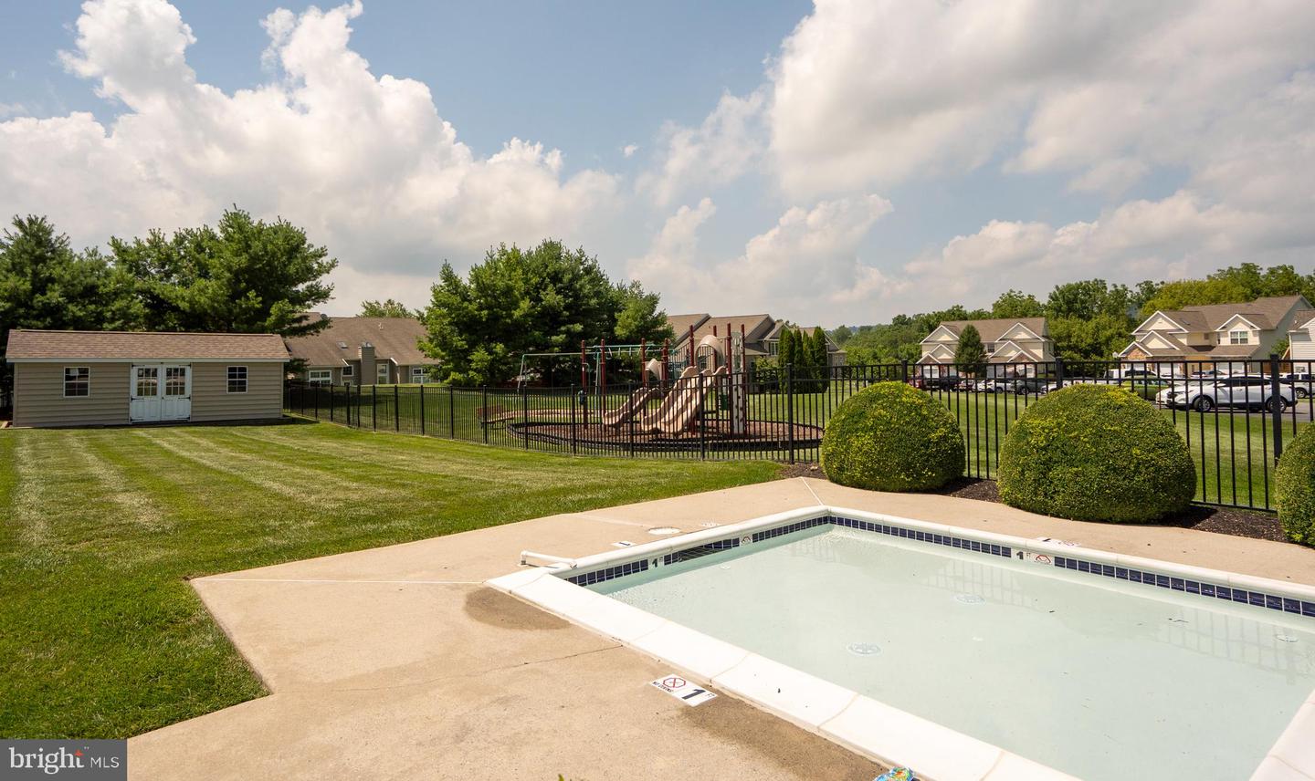 603 Lexington Way Property Photo 29