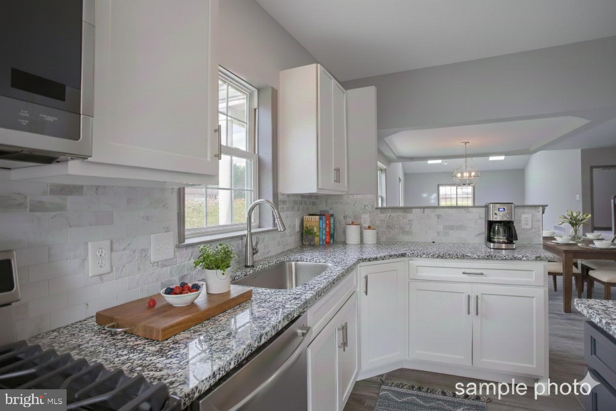 80 Castle Dr #lot 23 Property Photo 7