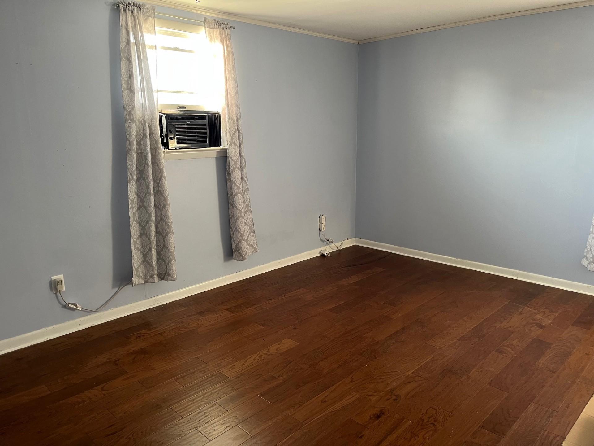 533 N Reading Ave Property Photo 13