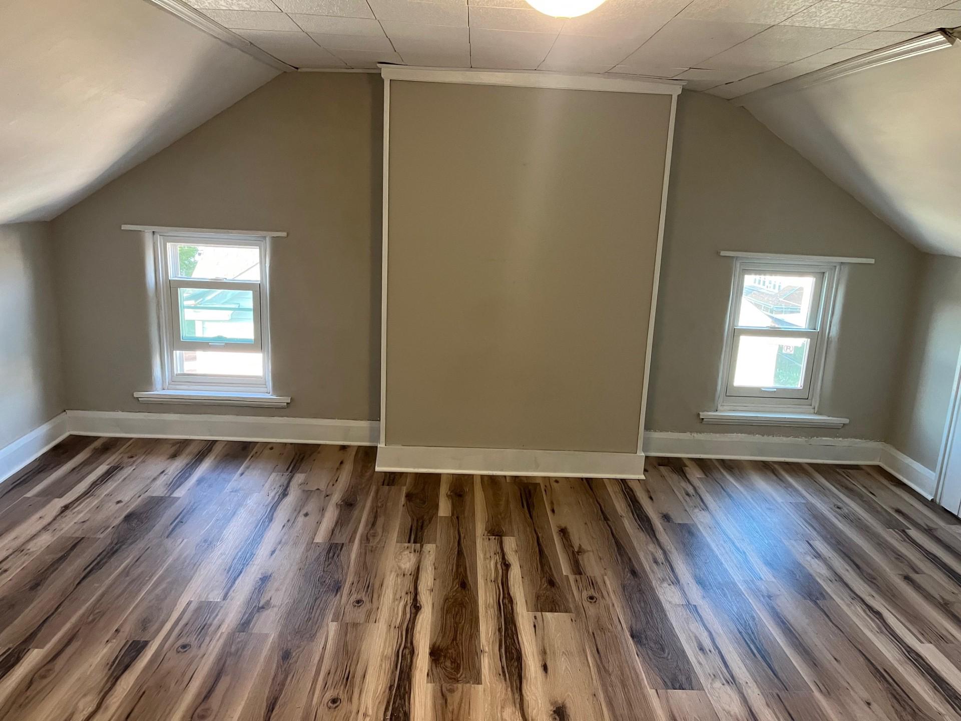 533 N Reading Ave Property Photo 19