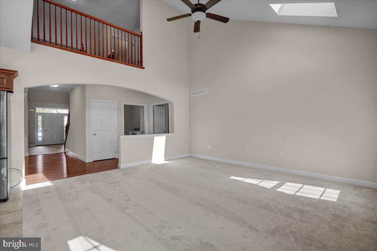 1004 Helm Ln Property Photo 12