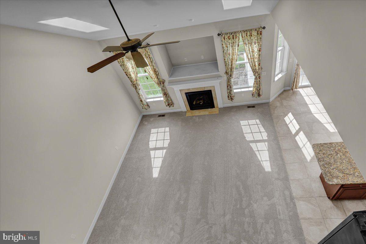 1004 Helm Ln Property Photo 27