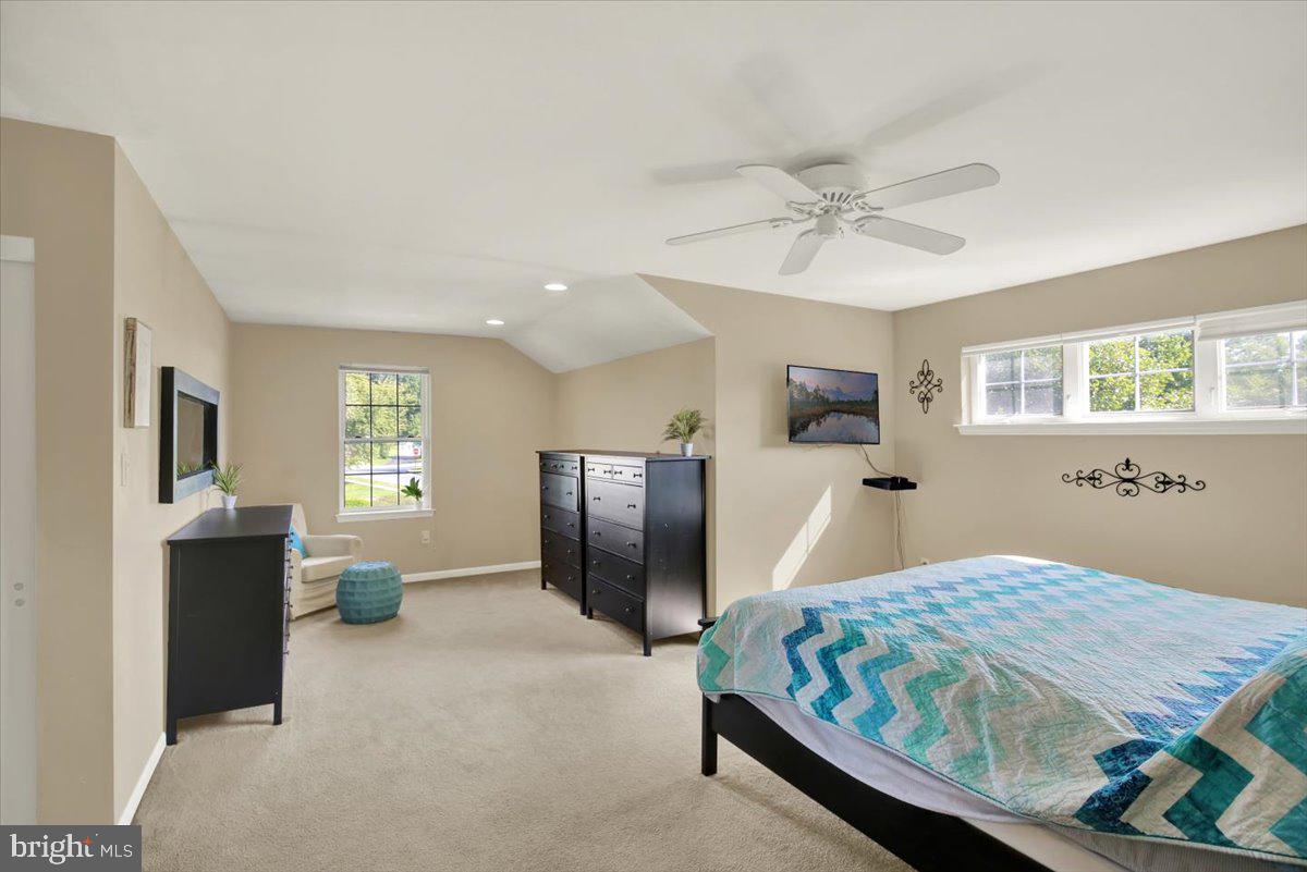 49 Pennwood Dr Property Photo 29