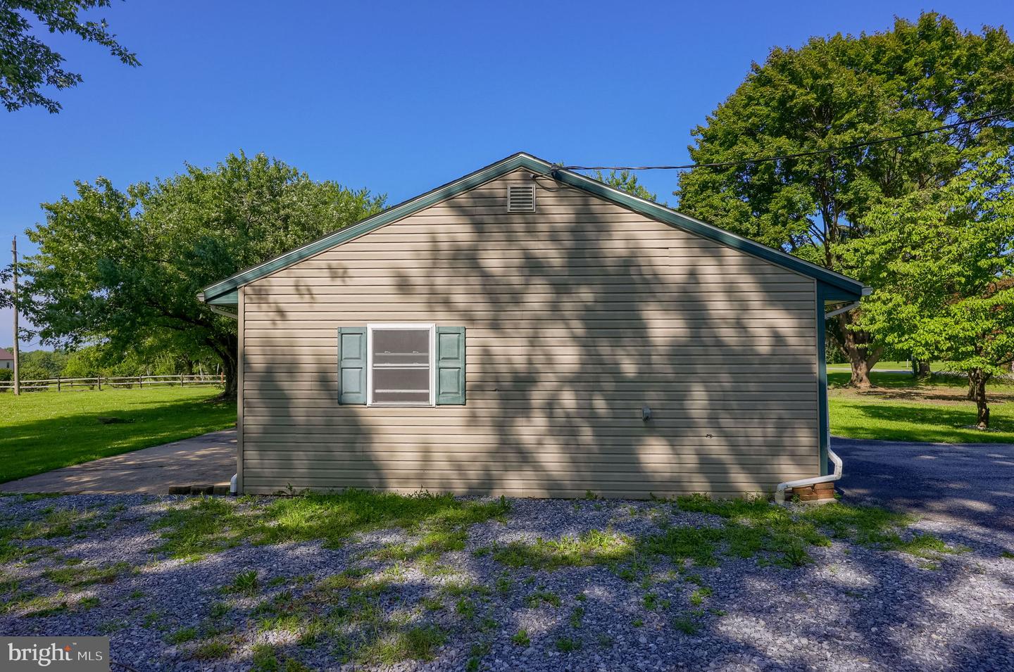 414 Schubert Rd Property Photo 14