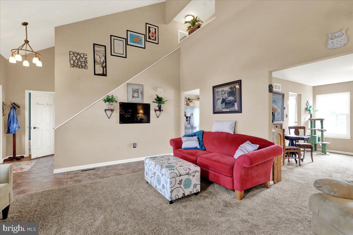 2401 John Henry Dr Property Photo 11