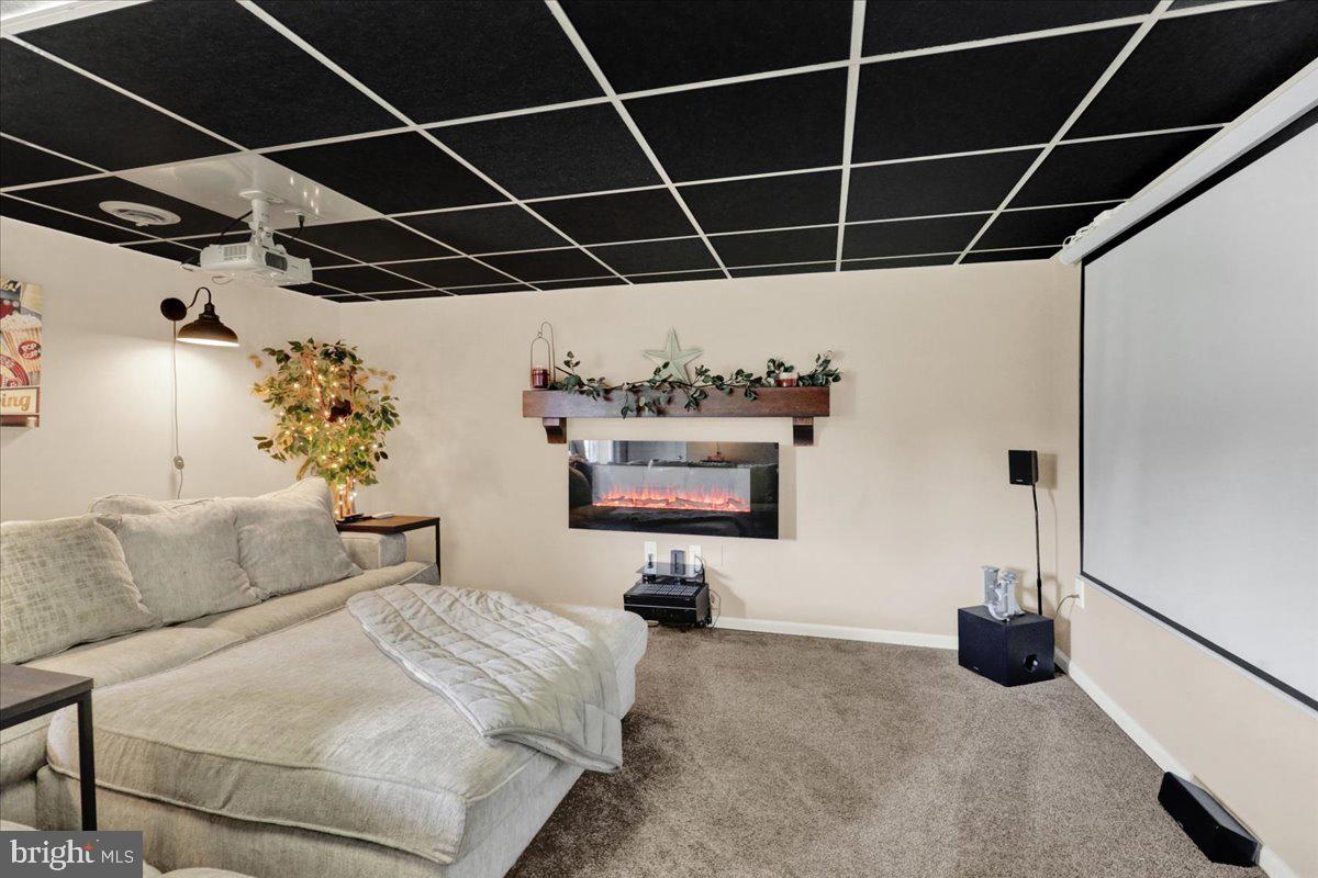 2401 John Henry Dr Property Photo 34