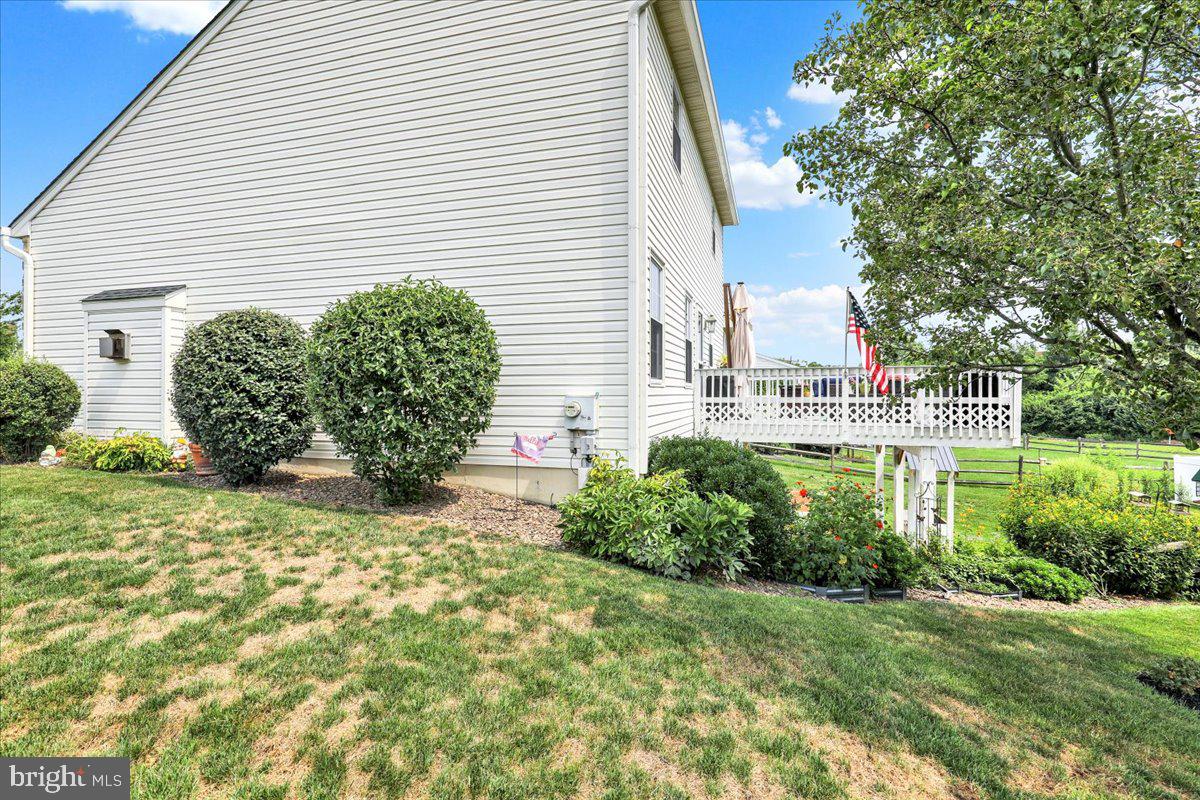 2401 John Henry Dr Property Photo 38