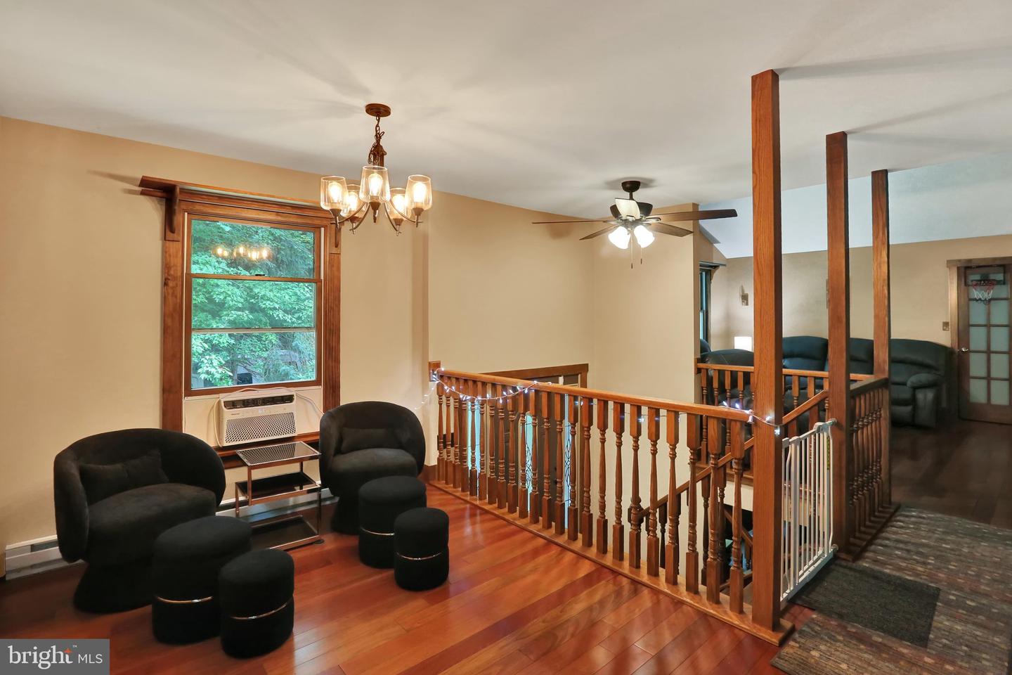 19 Woods Ln Property Photo 9